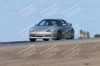 media/Oct-04-2025-OnGrid (Sat) [[44bd565ffa]]/Pink Group/Grapevine/